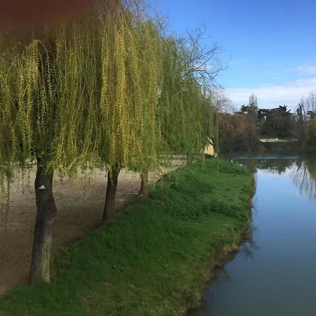 Les Angelots Bed & Breakfast