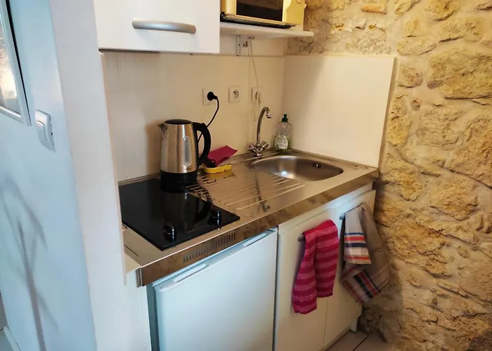 Les Angelots 3* Кондом